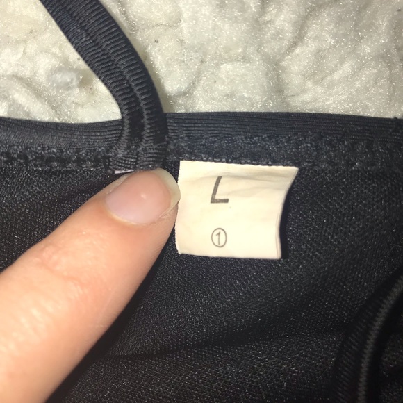 Black strapy bikini - Picture 3 of 3